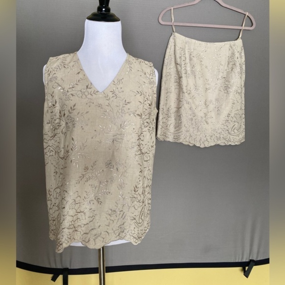 BLOOMINGDALE’S Linen Tank and Skirt Set in Beige Eyelet Size 4